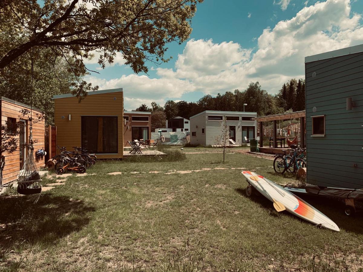 Tinylodge Am Ellertshaeuser See Stadtlauringen エクステリア 写真