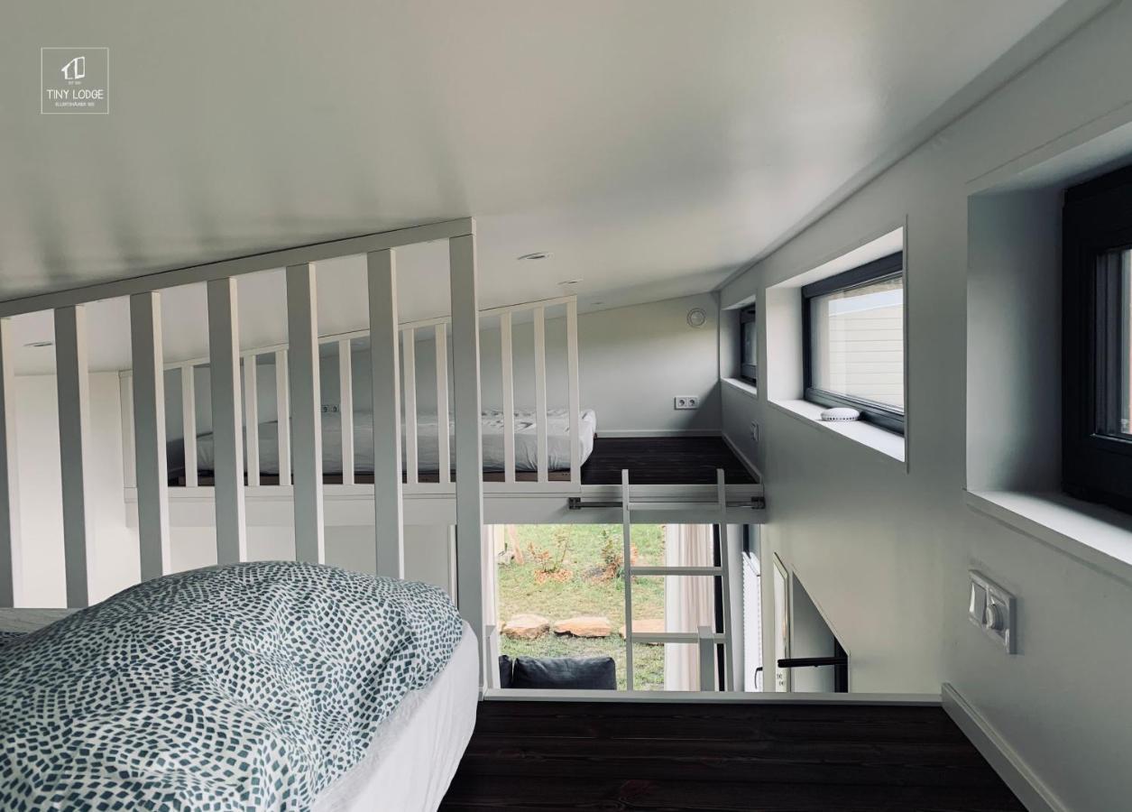Tinylodge Am Ellertshaeuser See Stadtlauringen エクステリア 写真