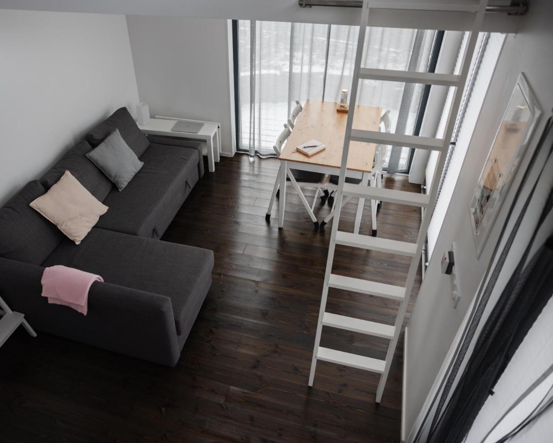 Tinylodge Am Ellertshaeuser See Stadtlauringen エクステリア 写真
